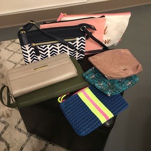 Bundle of 8 makeup bags / wallets / crossbody